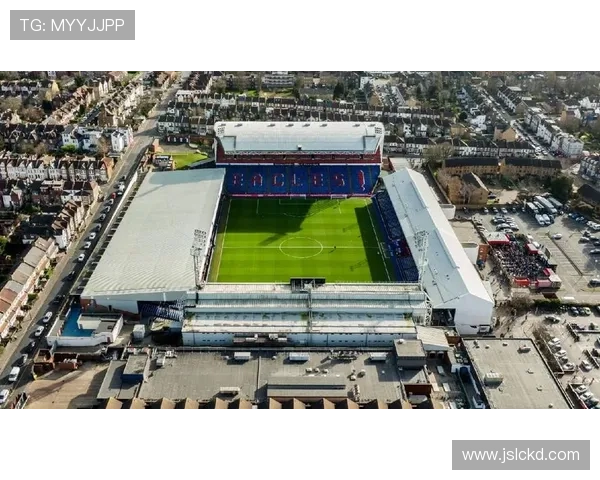 水晶宫俱乐部历史荣誉与未来发展展望:英超新兴力量的崛起之路 水晶宫俱乐部历史荣誉与未来发展展望:英超新兴力量的崛起之路