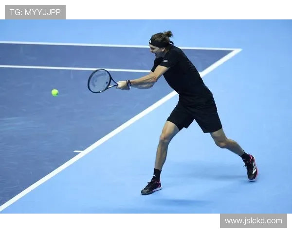 网球界风云再起 全球顶级选手竞逐2025年ATP与WTA年终总决赛 网球界风云再起 全球顶级选手竞逐2025年ATP与WTA年终总决赛