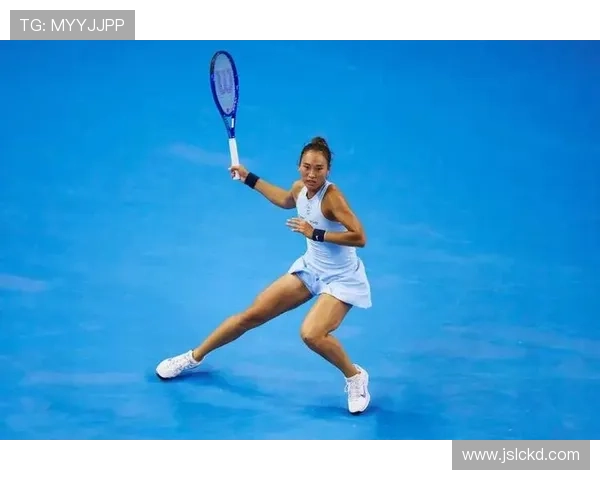 网球赛季高潮迭起 新星崭露头角 老将风采依旧 赛事精彩纷呈 网球赛季高潮迭起 新星崭露头角 老将风采依旧 赛事精彩纷呈