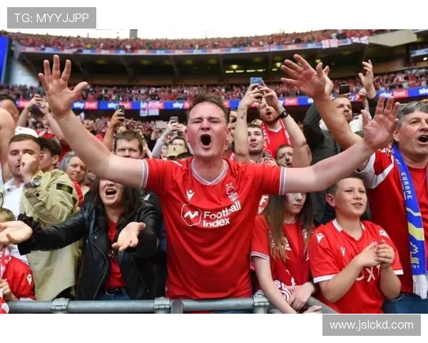 诺丁汉森林俱乐部新赛季目标明确 重返英超前列志在必得 诺丁汉森林俱乐部新赛季目标明确 重返英超前列志在必得