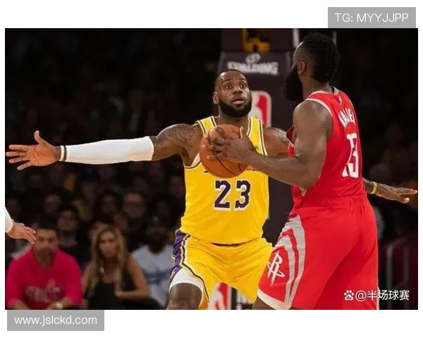 NBA最新战报:詹姆斯领衔湖人逆袭勇士,哈登助力76人取胜勇猛开局 NBA最新战报:詹姆斯领衔湖人逆袭勇士,哈登助力76人取胜勇猛开局