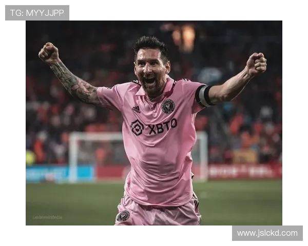 梅西加盟迈阿密国际首秀大获成功 打破多项纪录引发全球热议 梅西加盟迈阿密国际首秀大获成功 打破多项纪录引发全球热议