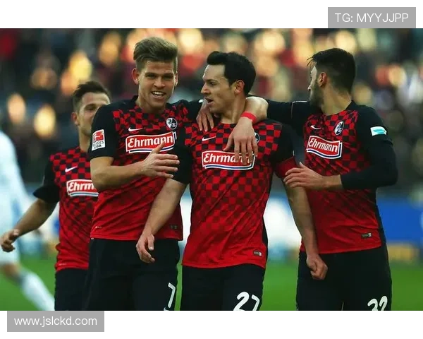 弗赖堡足球俱乐部发展历程与成就分析探索