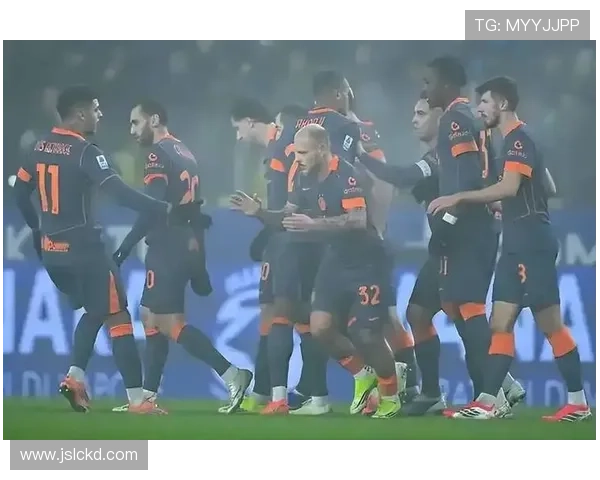 豪门争冠白热化新星爆发主帅变阵引发联赛格局震荡欧陆转会市场风云再起